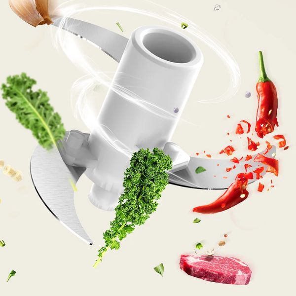 hachoir a viande electrique lame tourne  avec légumes